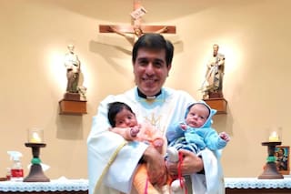“Siempre quise comprender el milagro de la vida”, dice el sacerdote mendocino