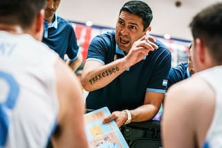 Leo Gutiérrez, a 20 años del oro en Atenas: reconstruir el básquetbol argentino sin Ginóbili, Nocioni y Scola