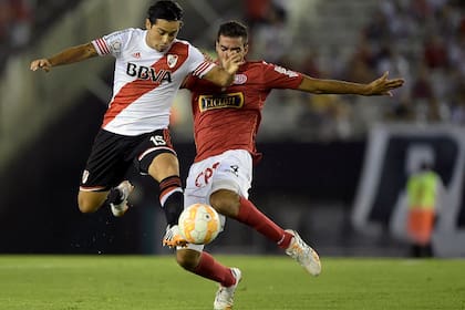 Leonardo Pisculichi, en un recordado River-Juan Aurich, en la primera rueda de la Libertadores 2015