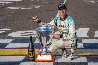 El campeón de la Clase 3 de Turismo Nacional denunció que su auto sufrió dos disparos de bala