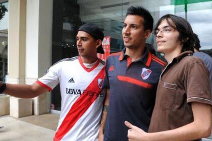 Leonel Vangioni le tiene fe a River