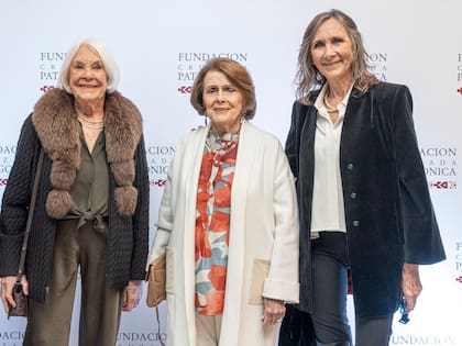 Leonor Wedeking, Meme Larivière y Verónica de Martini