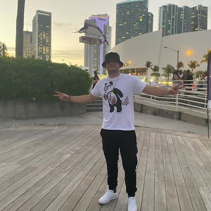 Leopoldo Alvizu, de 26 años y con nacionalidad venezolana e italiana, se estableció en Georgia en 2022