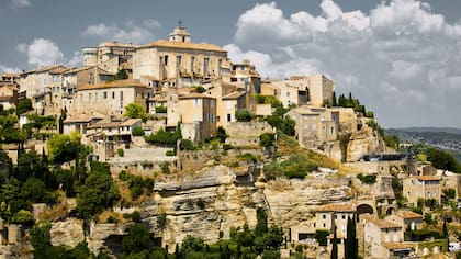Les Baux, que recibe un millón y medio de turistas por año, luce tal como en la época medieval