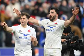 Francia derrotó a Escocia entre tarjetas, incidencias y buen rugby, y sueña con el Seis Naciones