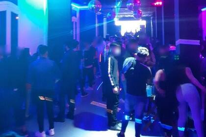 Les labraron actas a los 210 invitados que estaban en el boliche