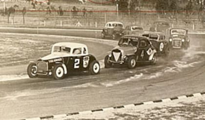 Oscar Gálvez marca el rumbo; el Turismo Carretera abrió caminos con las cupecitas