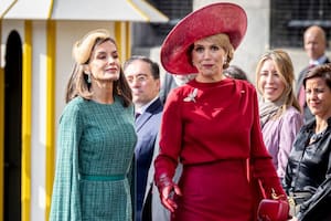 Las reinas Máxima y Letizia se reencontraron en Ámsterdam y sus looks causaron furor