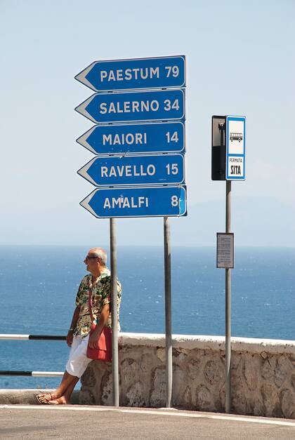 Letrero a la salida della Grotta del Diavolo, cerca de Praiano.