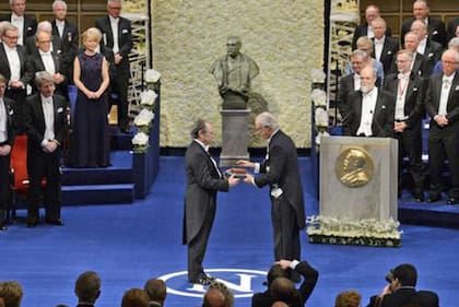 Levitt compartió el Premio Nobel de Química junto a Martin Karplus y Arieh Warshel en 2013.