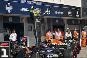 La euforia de Hamilton por su primera pole en un año y medio... y lo que sintió durante ese año y medio