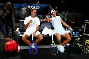 Federer, rendido ante los logros de Nadal y cómo será su temporada 2023 (si la rodilla se lo permite)