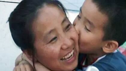 Li Lijuan adoptó 75 niños en los últimos 19 años y ahora no puede afrontar los gastos de mantenimiento