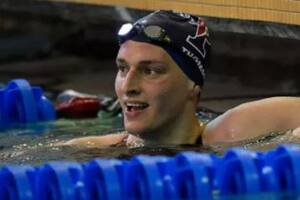 La polémica por Lia Thomas, la primera nadadora transgénero en ganar una competencia universitaria de élite