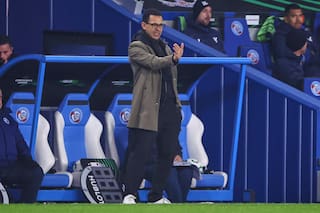 Liam Rosenior, nuevo técnico de Chelsea con contrato de seis años