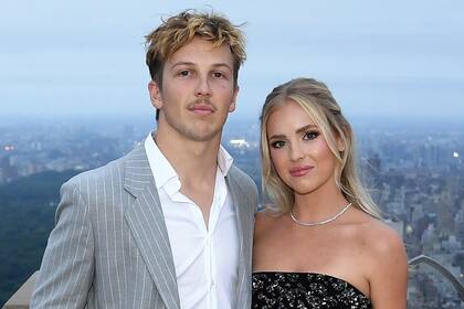 Liam y Hannah no tienen problemas en compartir con sus fans a través de las redes sociales algunas postales de su vida juntos.