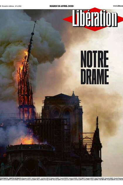 Liberation solo puso dos palabras sobre la trágica escena del incendio: "Notre Dame"
