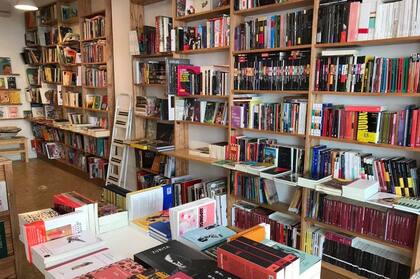 Librería Céspedes (Céspedes 3065), de Cecilia Fanti, una de las que promueve la compra futura