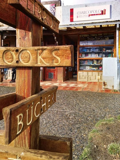 Librería Marco Polo.