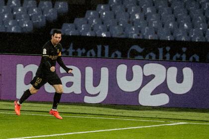 Messi armó la jugada y Olaza convirtió en su propio arco; el rosarino acumula siete años sin anotar en Vigo, donde apenas celebró dos goles