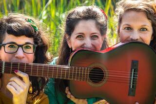 Música para la infancia y la familia, en Flores