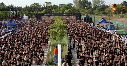 Cinco mil mujeres corrieron ayer la Nike Women´s Race, en Vicente López, con el lema "Corazón y mujer"