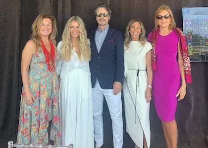 Lili Monsegou, Connie Piuma, Horacio Piumma, Mariana Bagó y Mariel Quintana