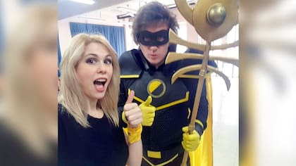 Lilia Lemoine hizo el traje de General Ancap ("anarcocapitalista") para Javier Milei.