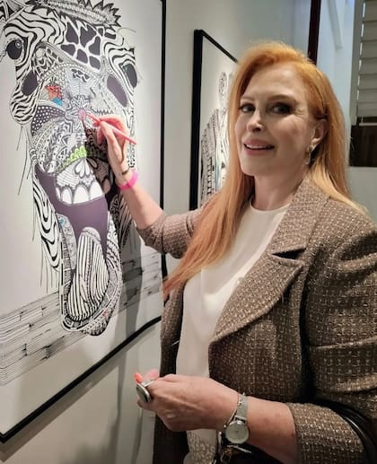 Lilian Deasti en una intervención artística