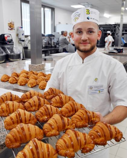 Lilian PENSUET - Occitania (La Petite Catalane), fue el ganador de la VI edición del Concurso Nacional del mejor Croissant (Foto: Confederación Nacional de Panadería y Pastelería Francesa)