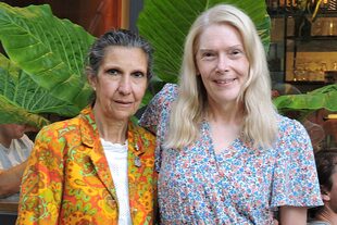 Liliana Colino y Sue Allen se abrazaron como si se conocieran desde siempre; la vida de ambas quedó marcada por la guerra