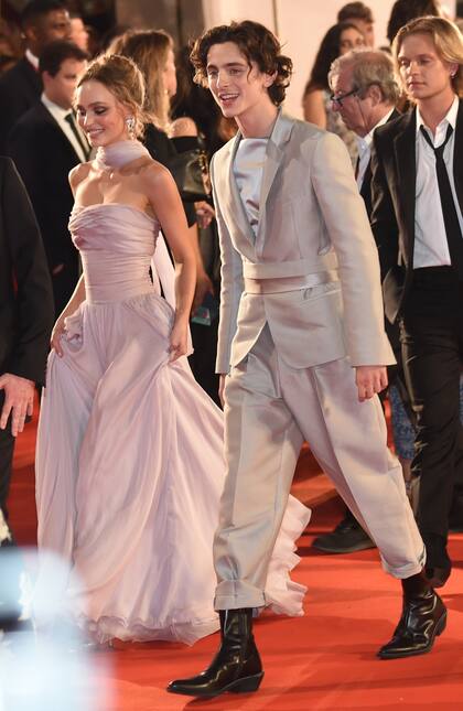 Lily Rose Depp y Timothée Chalamet