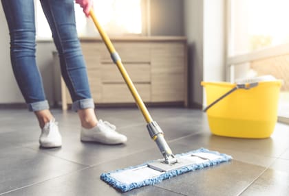 Limpiar el hogar es un paso fundamental para realizar una limpieza energética