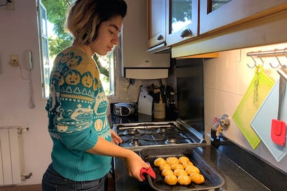 Lina descubrió su facilidad para la cocina en cuarentena