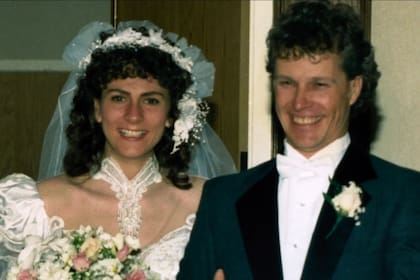 Linda estaba casada con Clark Carman, el único que sigue vivo de la familia