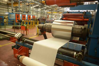 Línea de producción de la planta de acero