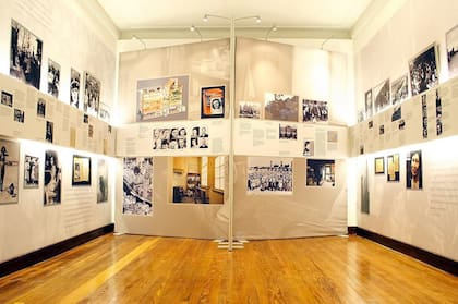 Linea de tiempo. Casa Ana Frank