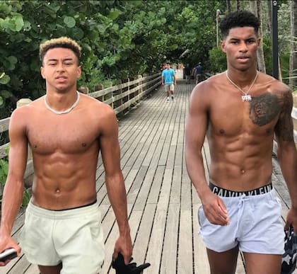 Lingard y su "hermanito menor" Rashford