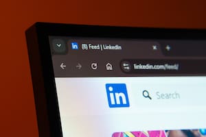 Acusan a LinkedIn de espiar qué extensiones usan sus usuarios en el navegador