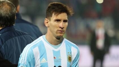 Lio y un guardaespaldas personal