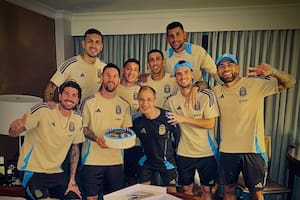 Messi agradeció los saludos de cumpleaños con una foto y saltó a la vista un detalle muy argentino