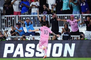 Messi tardó 10 minutos en hacer lo de siempre: con un gol del argentino, Inter Miami ya vence a Nashville
