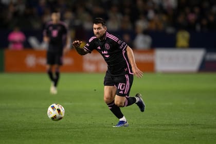 Lionel Messi, de Inter Miami, durante el partido contra el Galaxy de Los Ángeles, el domingo en California