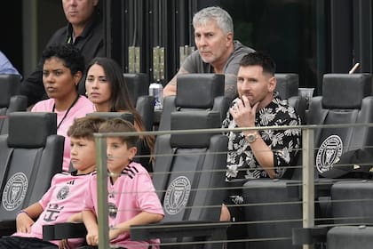 Lionel Messi deberá mirar el partido en el palco del Chase Stadium.