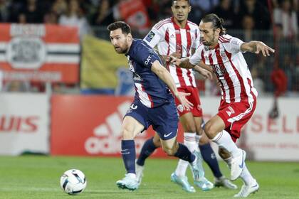 Lionel Messi en acción frente al AC Ajaccio.