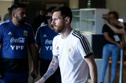 Messi y Otamendi acumulan 62 partidos en Eliminatorias, mientras que hay 7 que suman 21 y otros 19 que no debutaron