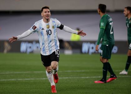 Lionel Messi en su último partido frente a Bolivia, donde anotó tres goles
