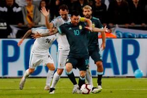 Argentina - Uruguay: horario, TV y las formaciones confirmadas de ambos equipos
