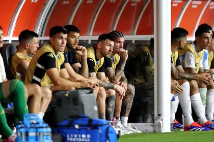 Lionel Messi estuvo en el banco vs. Perú: lo cuidaron para que esté al 100% vs. Ecuador