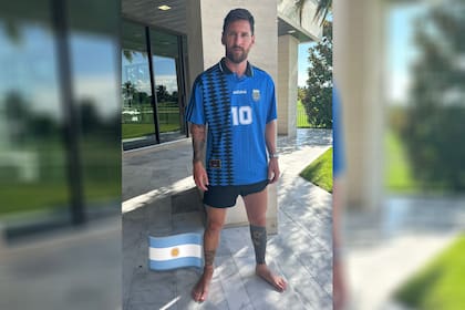 Lionel Messi homenajeó a Diego Maradona con una foto de la selección argentina